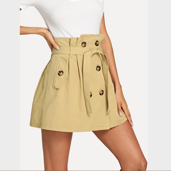 Khaki Double Button Self Tie Waist Mini Skirt - Picture 2 of 6